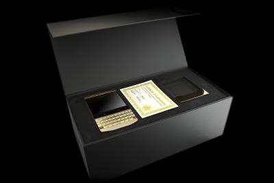 FS: Blackberry Porsche P9981 & Gold , Blackberry Q